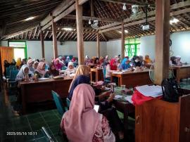 KEGIATAN SOSIALISASI AKTIVASI IKD TENTANG KTP DIGITAL DARI DUKCAPIL KABUPATEN GUNUNGKIDUL
